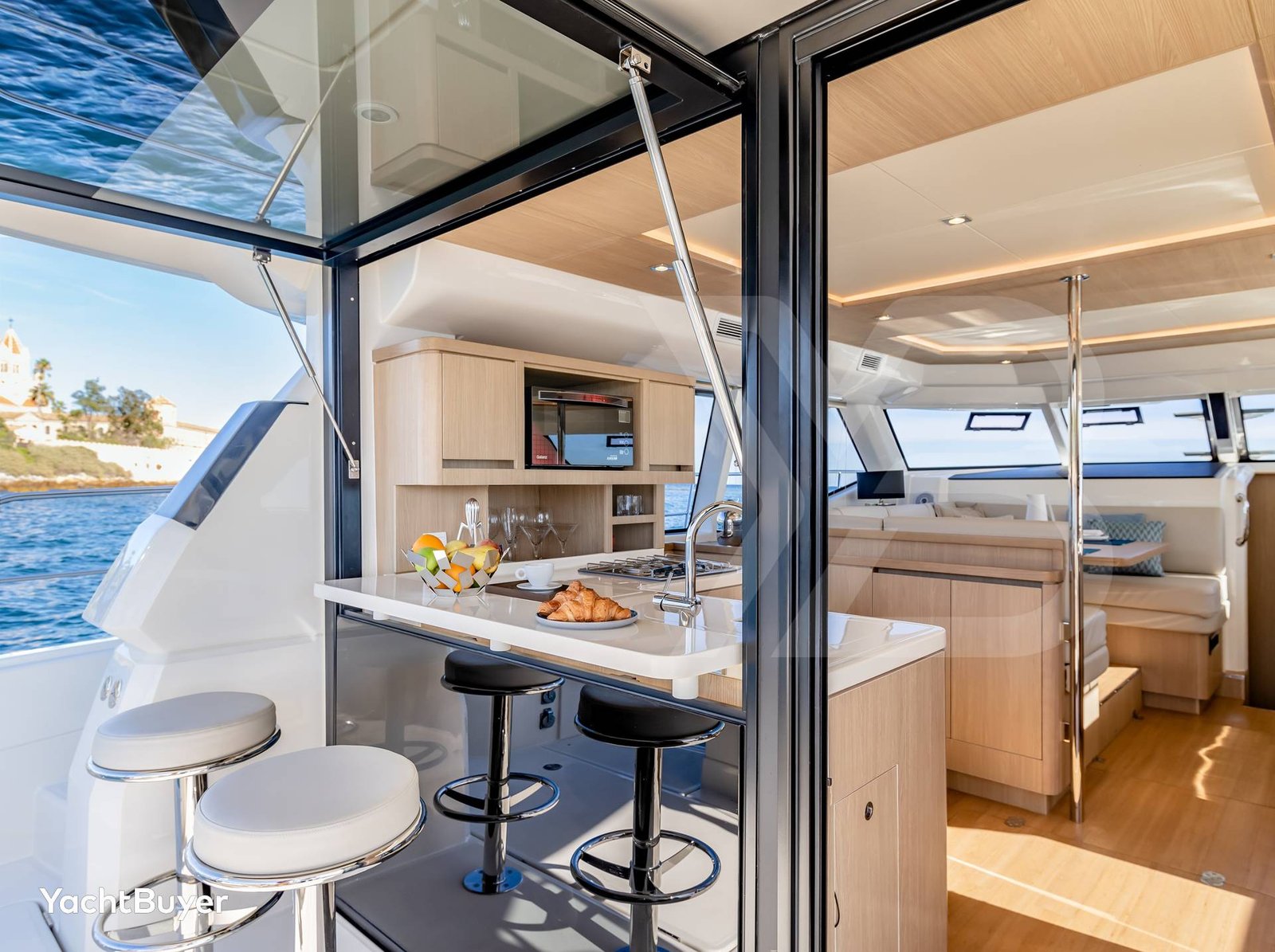 Aquila 44 - bar et salon